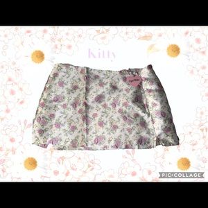 Doesnt fit to big didnt return never worn brand new still tagged cleaning closet